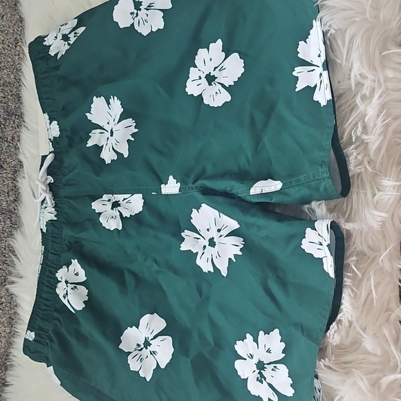 Arizona Green Tropical Print Swim Shorts with 6.5" Inseam NWT - Picture 2 of 9